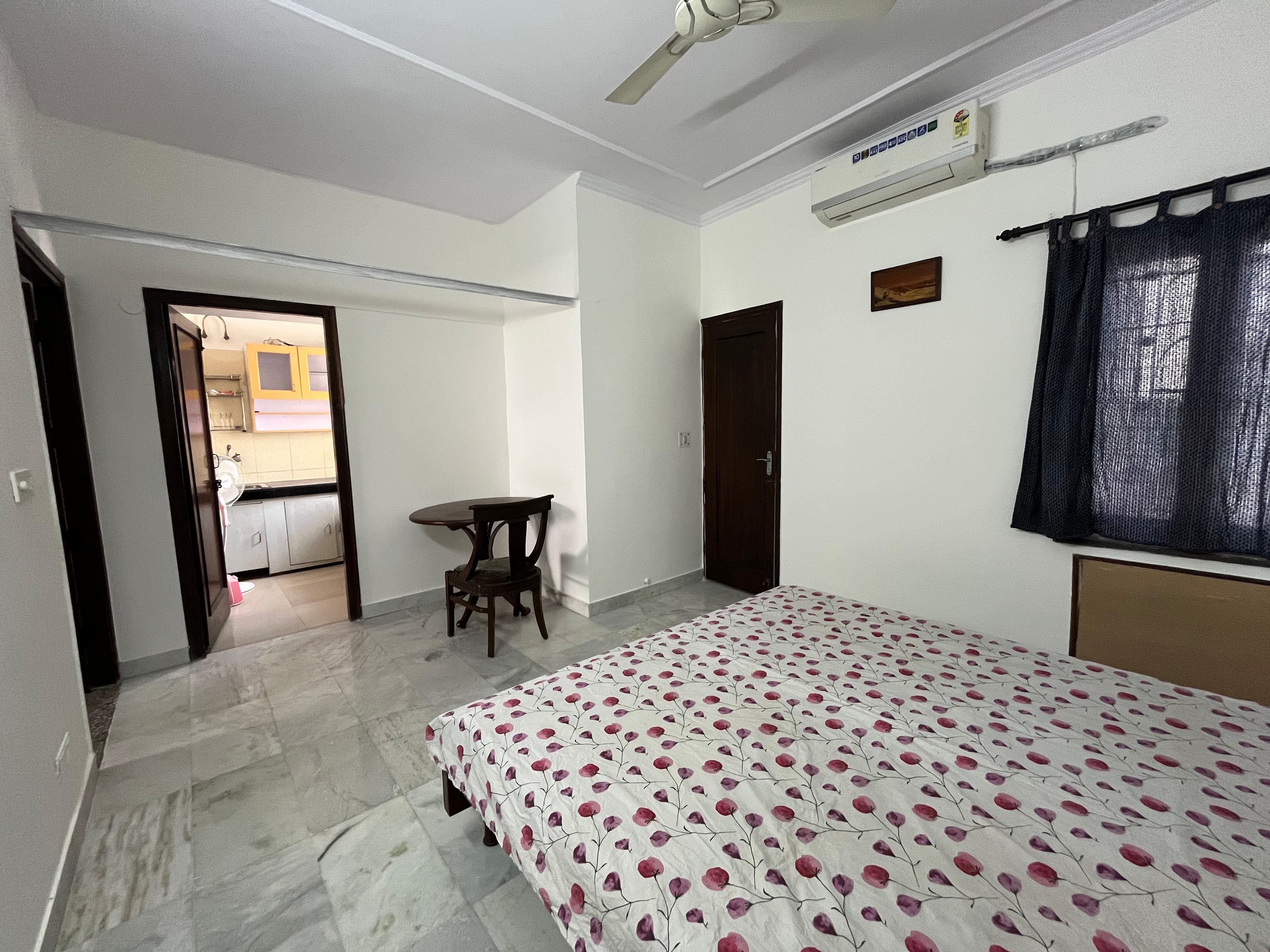 1 BHK + Pooja Room Builder Floor For Rent in Green Park Extension