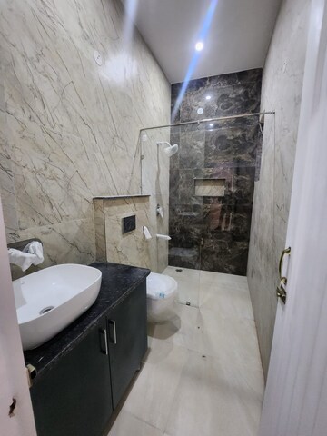 Bathroom in 3 BHK Villa at Sahastradhara Road – for Sale