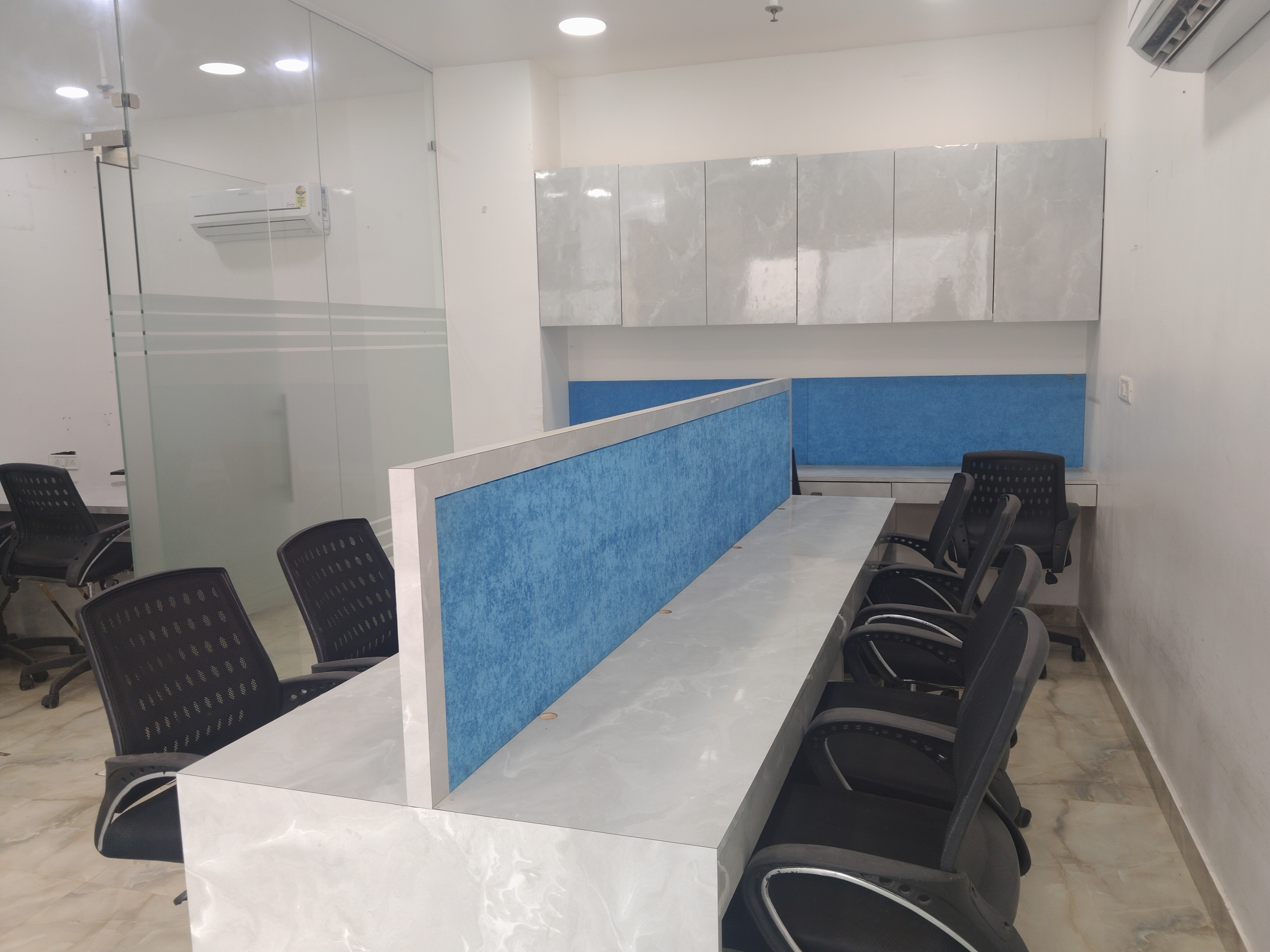 Office Space For Rent in Pearls Omaxe Tower 