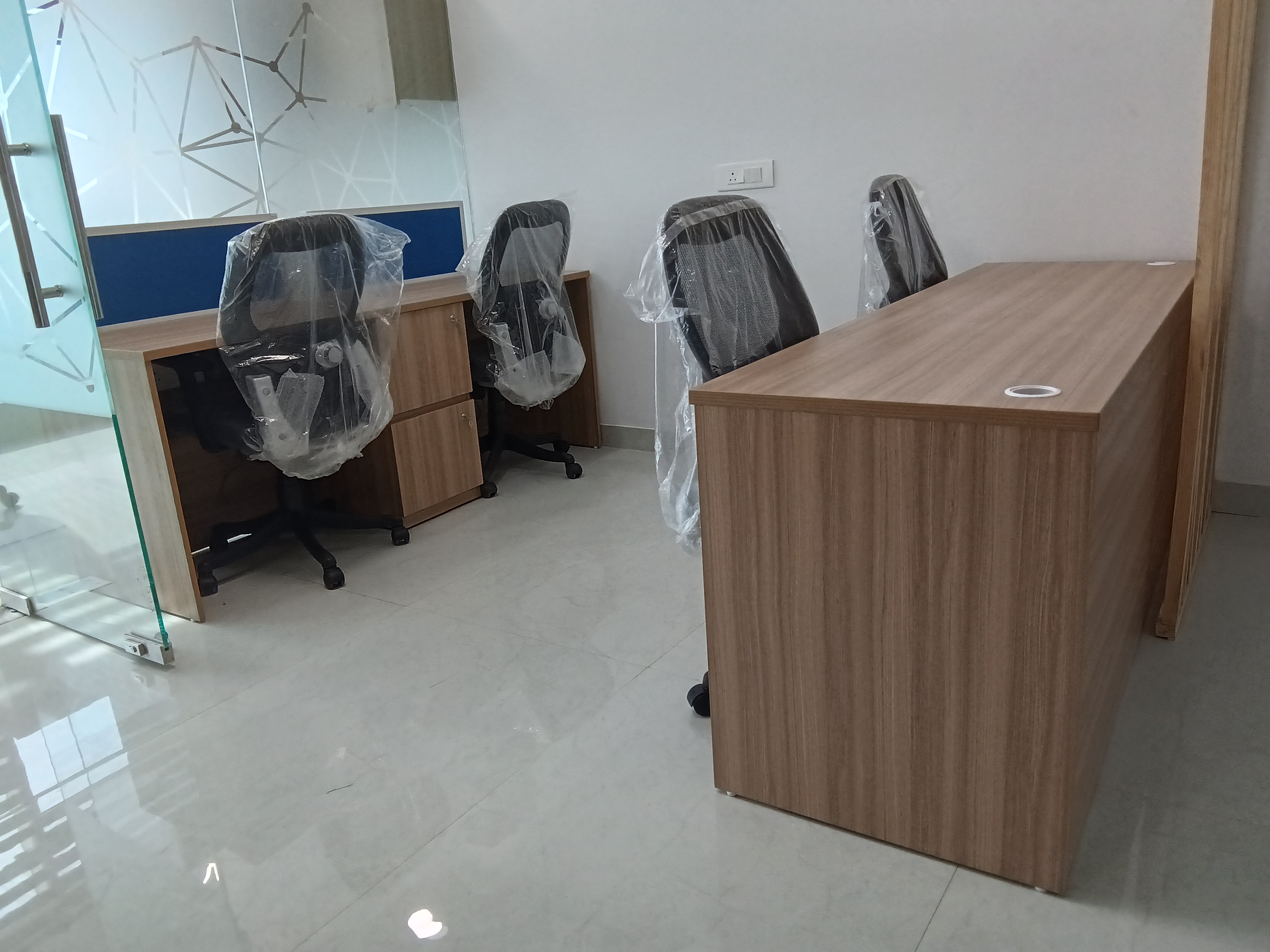 Office Space For Rent in Wave One