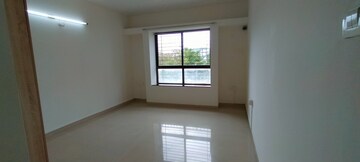 Room in 3 BHK Apartment at Pinnac Gangotri, Aundh – for Rent