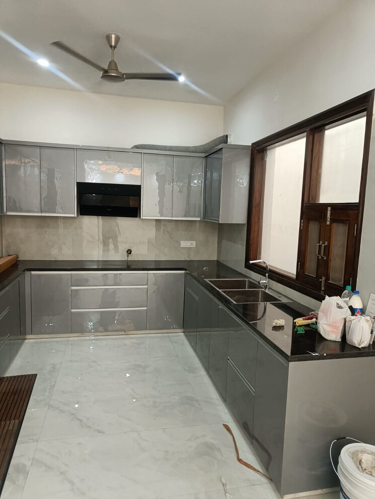 Kitchen, sector 23 6+ Bedroom 2200 Sq.Ft. Villa In Sector 23 Gurgaon 8900806