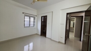 Room in 3 BHK Apartment at Whitefield – for Rent