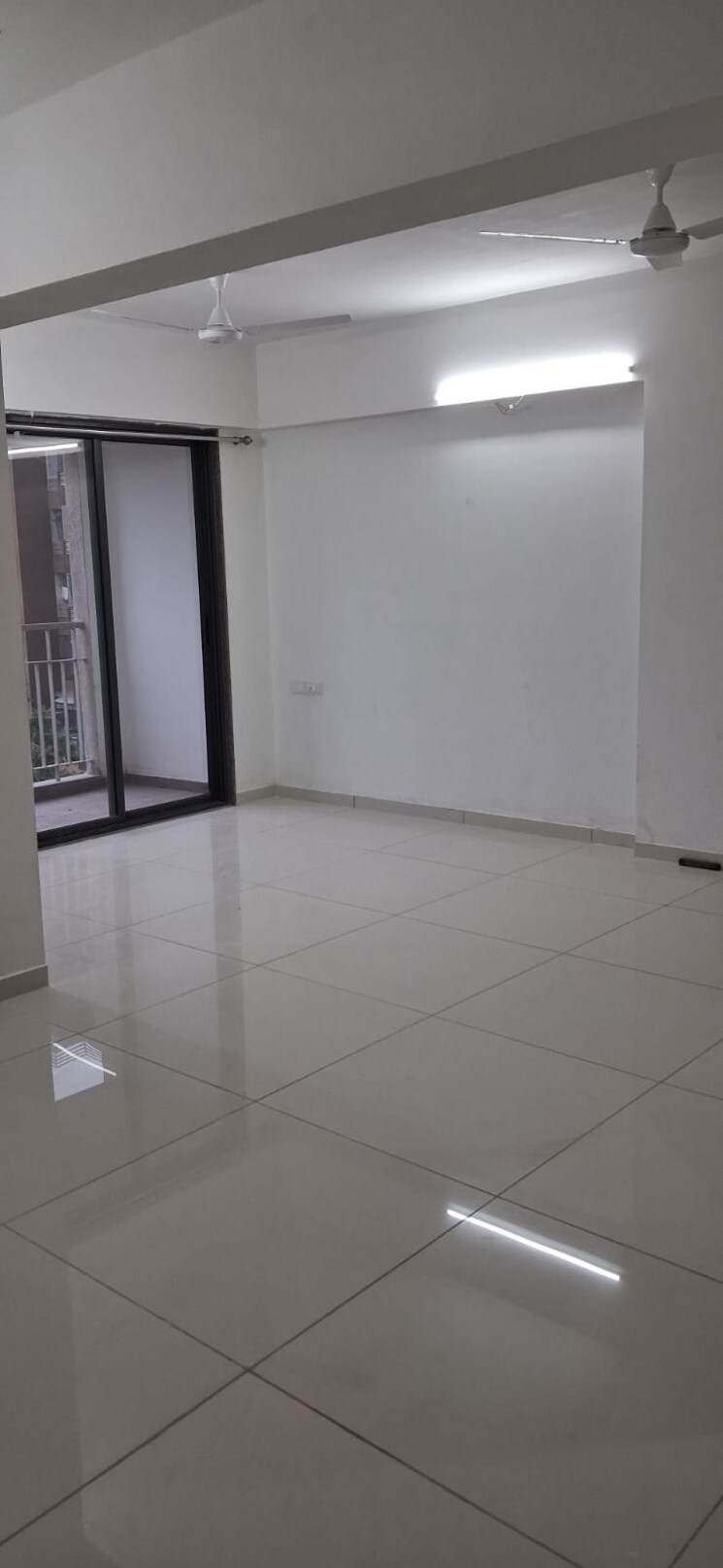 Room, shilp-revanta 3 Bedroom 1510 Sq.Ft. Apartment In Shela Ahmedabad 8901040