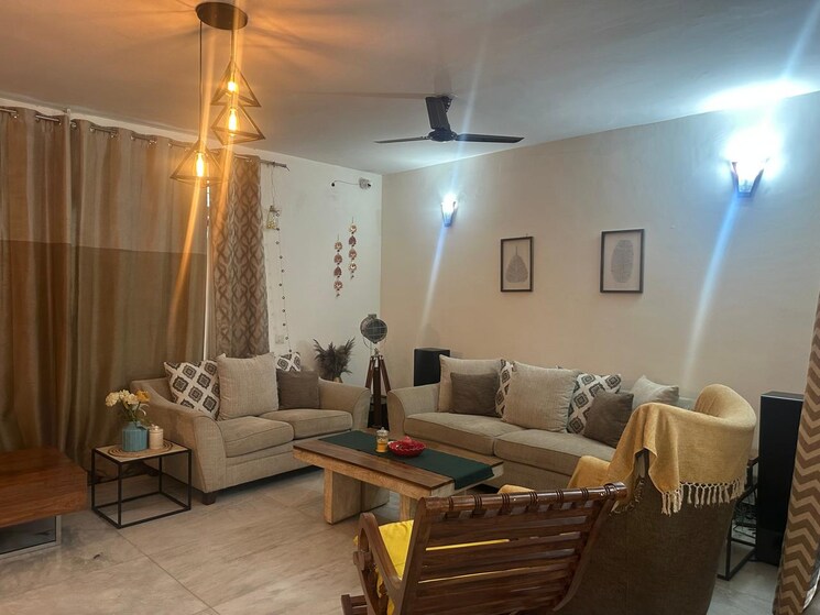 Living Room, unitech-nirvana-country-cedar-crest 3 Bedroom 1850 Sq.Ft. Builder Floor In Sector 50 Gurgaon 8901116