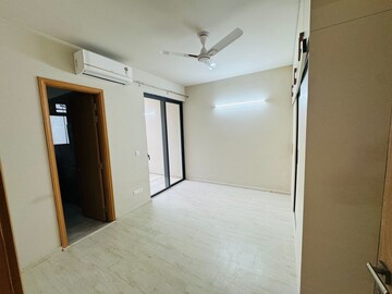 Room in 3 BHK Builder Floor at Kohli One Malibu Town, Sector 47 – for Rent