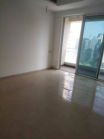 Room in 3 BHK Apartment at K Raheja Vivarea, Mahalaxmi – for Rent