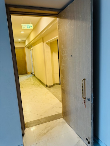 Building Lobby in 4 BHK Builder Floor at Unitech Deerwood Chase, Nirvana Country – for Rent