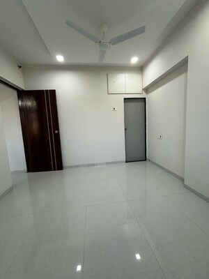 2 BHK Apartment For Sale in Poonam Park View Phase II, Virar West