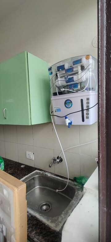 Furnished Amenities in 2 BHK Apartment at Corona Optus, Sector 37c – for Rent