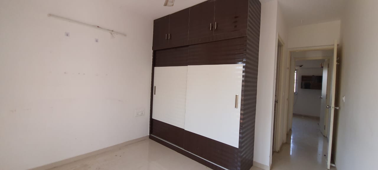 2 BHK Apartment For Rent in Green Earth Atrium