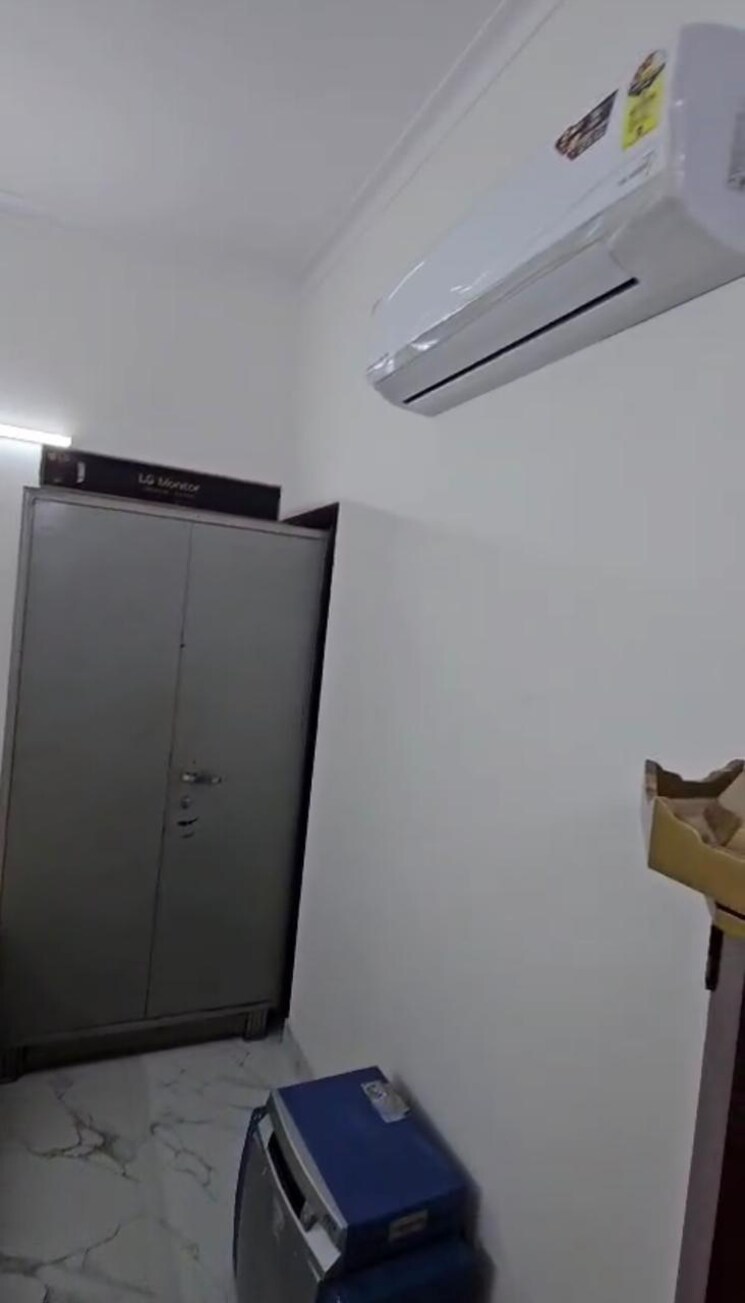 undefined, patel nagar 1 RK 200 Sq.Ft. Apartment In Patel Nagar Delhi 8901240