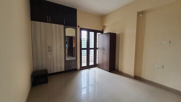 Room in 4 BHK Apartment at Whitefield – for Rent