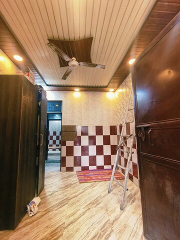 Bedroom in 1 BHK Builder Floor at Dwarka Mor – for Rent