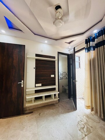 2 BHK Builder Floor For Rent in Dwarka Mor