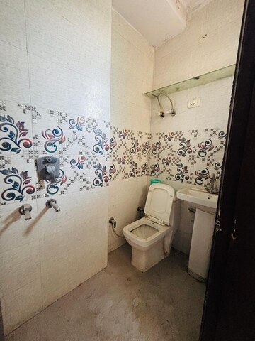 Bathroom in 2 BHK Builder Floor at Dwarka Mor – for Rent