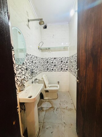 Bathroom in 2 BHK Builder Floor at Dwarka Mor – for Rent