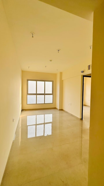2 BHK Apartment For Rent in Piramal Vaikunth, Balkum Pada
