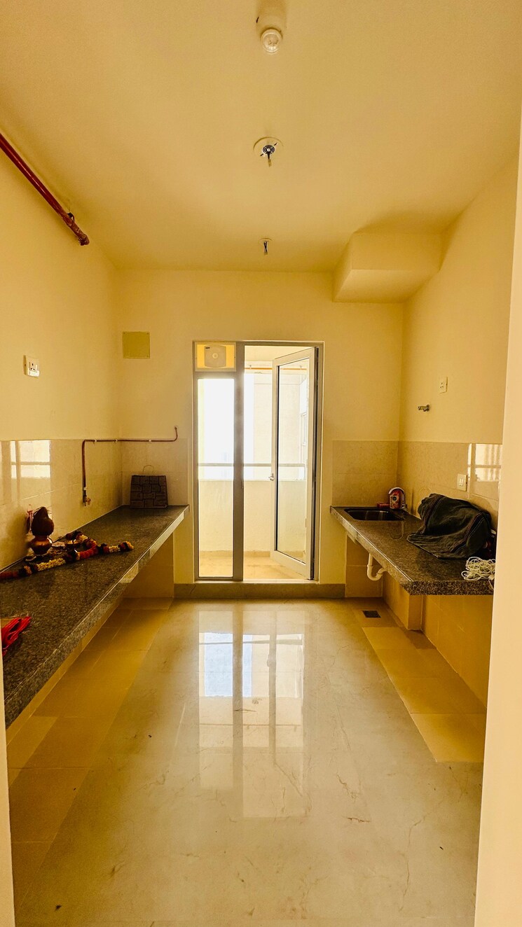 Kitchen, piramal-vaikunth 2 Bedroom 708 Sq.Ft. Apartment In Balkum Pada Thane 8901363