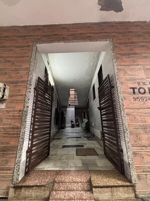 Parking in 6+ BHK Independent House at Phase 5 – for Sale