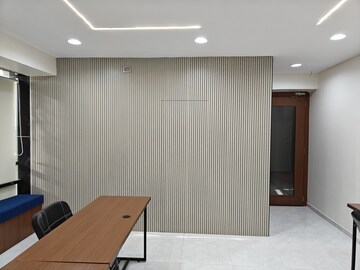 Team Area in  Co-working Space at Vaishnodevi Circle – for Rent