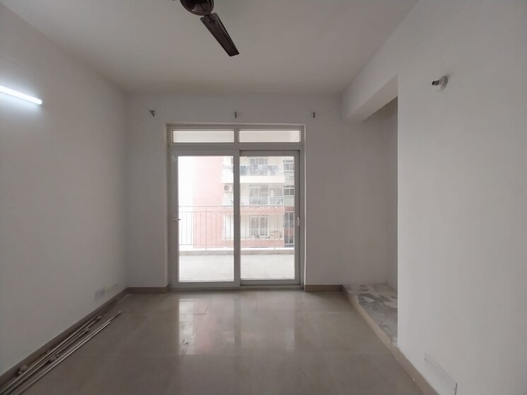 Room, puri-pranayam 3 Bedroom 1874 Sq.Ft. Apartment In Sector 82 Faridabad 8901410