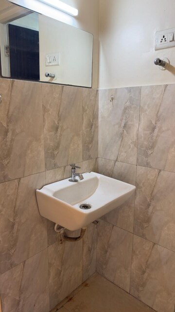 Bathroom in 2 BHK Apartment at Koregaon Park Annexe – for Rent