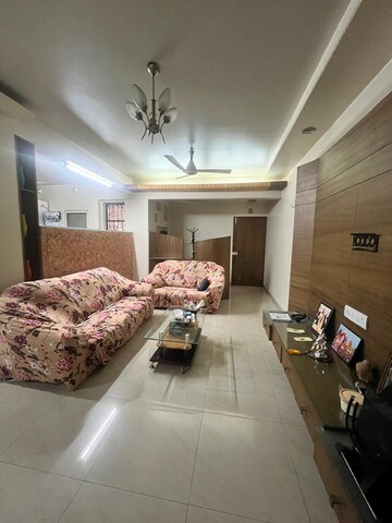 Bedroom in 2 BHK Apartment at Koregaon Park Annexe – for Rent