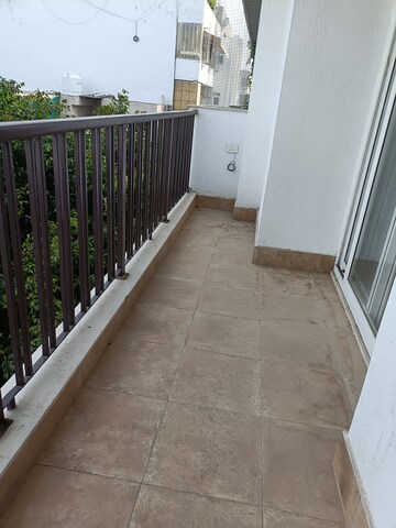 Balcony in 4 BHK Builder Floor at Palam Vihar Residents Association, Palam Vihar – for Rent