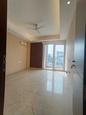Room in 4 BHK Builder Floor at Palam Vihar Residents Association, Palam Vihar – for Rent