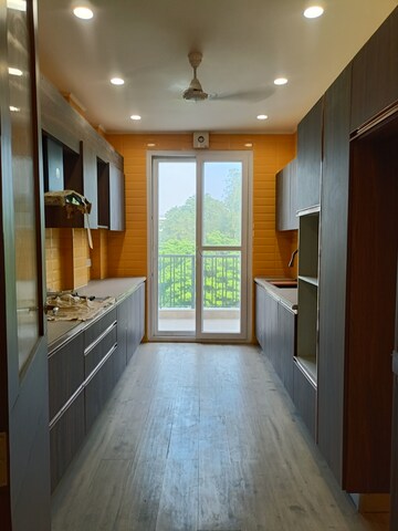 Building Lobby in 4 BHK Builder Floor at Palam Vihar Residents Association, Palam Vihar – for Rent