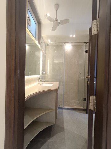 Bathroom in 4 BHK Builder Floor at Palam Vihar Residents Association, Palam Vihar – for Rent