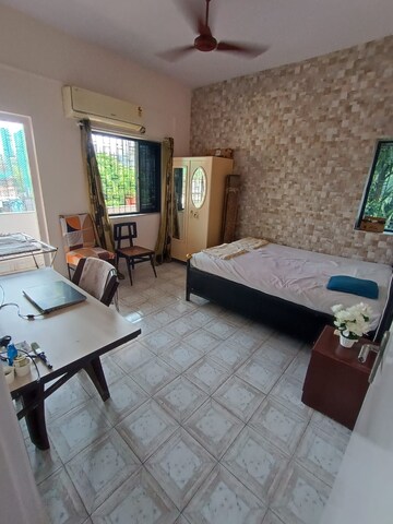 Bedroom in 2 BHK Apartment at Bandra West – for Rent