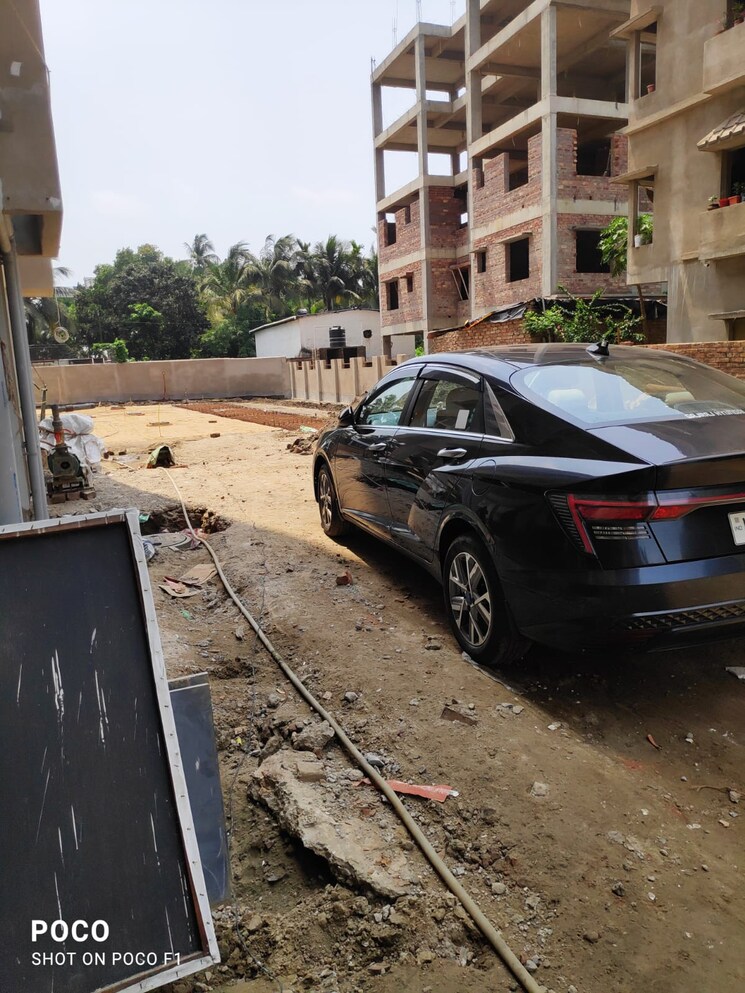  Parking, skyline-imperia 2 Bedroom 882 Sq.Ft. Apartment In Narendrapur Kolkata 8901455