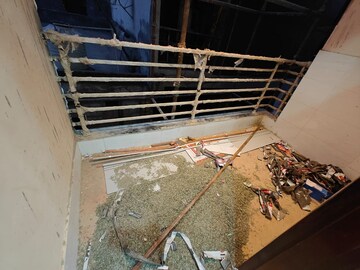 Balcony in 2 BHK Builder Floor at Sector 73 – for Rent