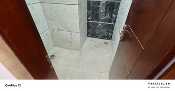 Kitchen in 2 BHK Builder Floor at Sector 73 – for Rent