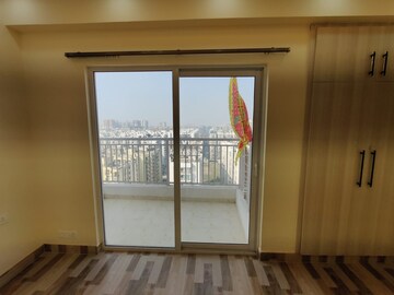 Room in 3.5 BHK Apartment at VVIP Mangal, Raj Nagar Extension – for Sale