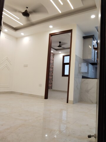 Room in 2 BHK Builder Floor at Govindpuri – for Rent