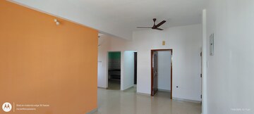 Building Lobby in 2 BHK Builder Floor at Tambaram West – for Sale