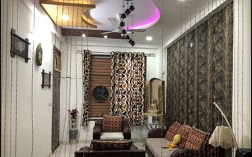 Living Room in 2 BHK Apartment at Hazratganj – for Rent