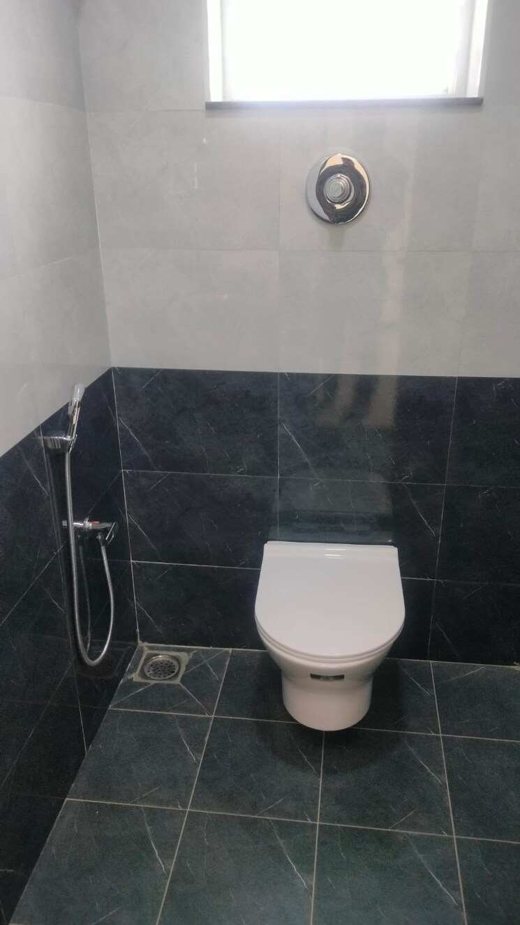 Bathroom, kovur 2 Bedroom 928 Sq.Ft. Builder Floor In Kovur Chennai 8901623