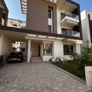 4 BHK Apartment – Exterior View View at Indiabulls Enigma, Vishnu Garden - for Sale