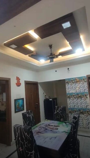 Furnished Amenities in 3 BHK Apartment at The Mall Avenue – for Rent