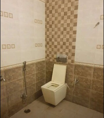 Bathroom in 3 BHK Apartment at The Mall Avenue – for Rent