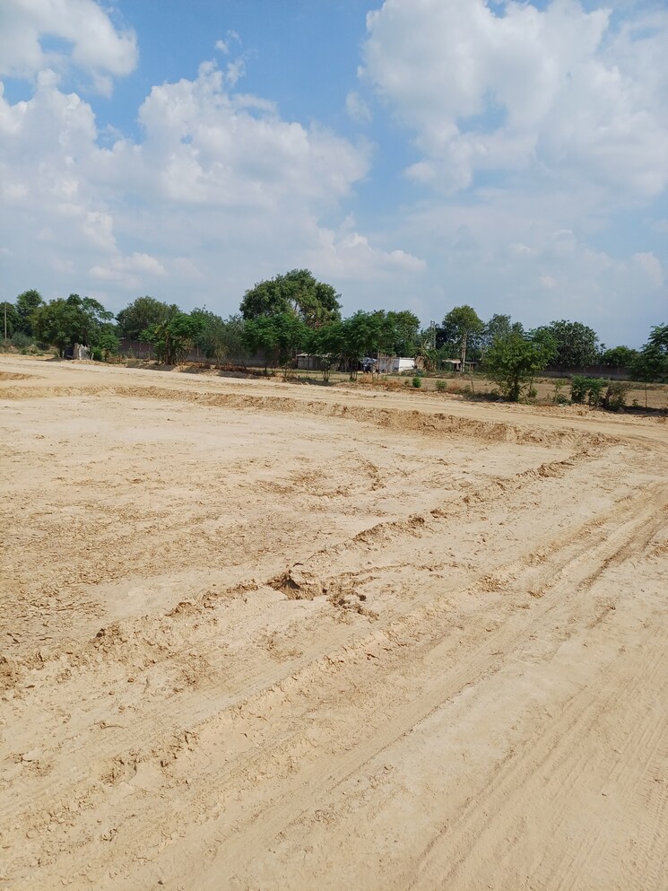 undefined, bhopani  77 Sq.Yd. Plot In Bhopani Faridabad 8901693