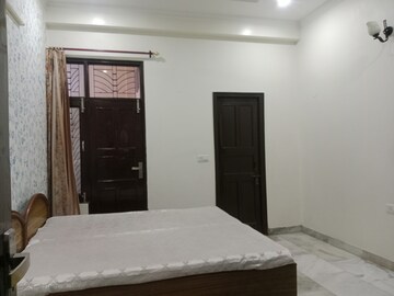 Furnished Amenities in 2 BHK Builder Floor at Sector 37 – for Rent