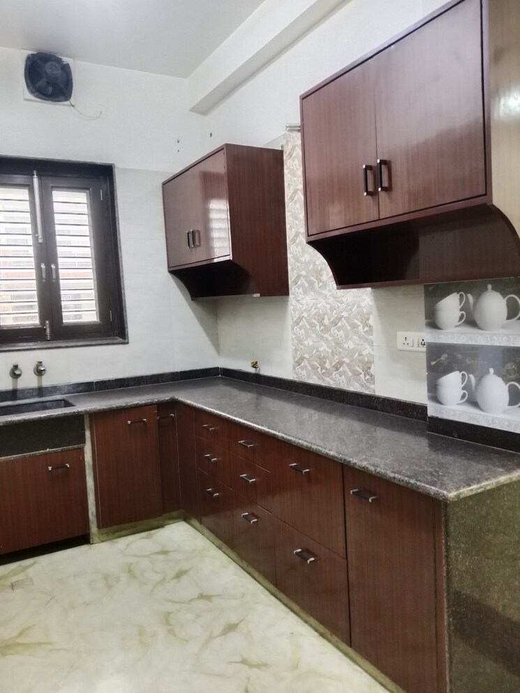 Kitchen, sector 37 2 Bedroom 1800 Sq.Ft. Builder Floor In Sector 37 Faridabad 8901706