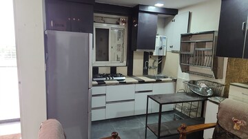 Kitchen in 2 BHK Builder Floor at Sector 16 – for Rent
