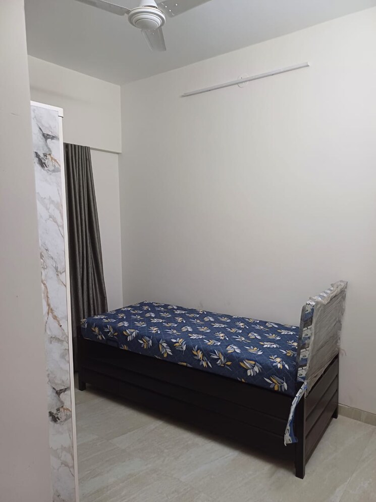 Room, andheri east Pg For Boys & Girls In Andheri East 8901792