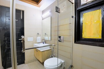 Bathroom in 3 BHK Apartment at Green Park – for Rent